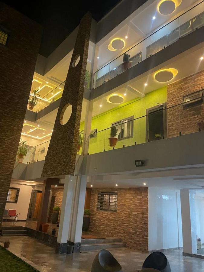 Complexe Hotelier And Ouagadougou Kültér fotó